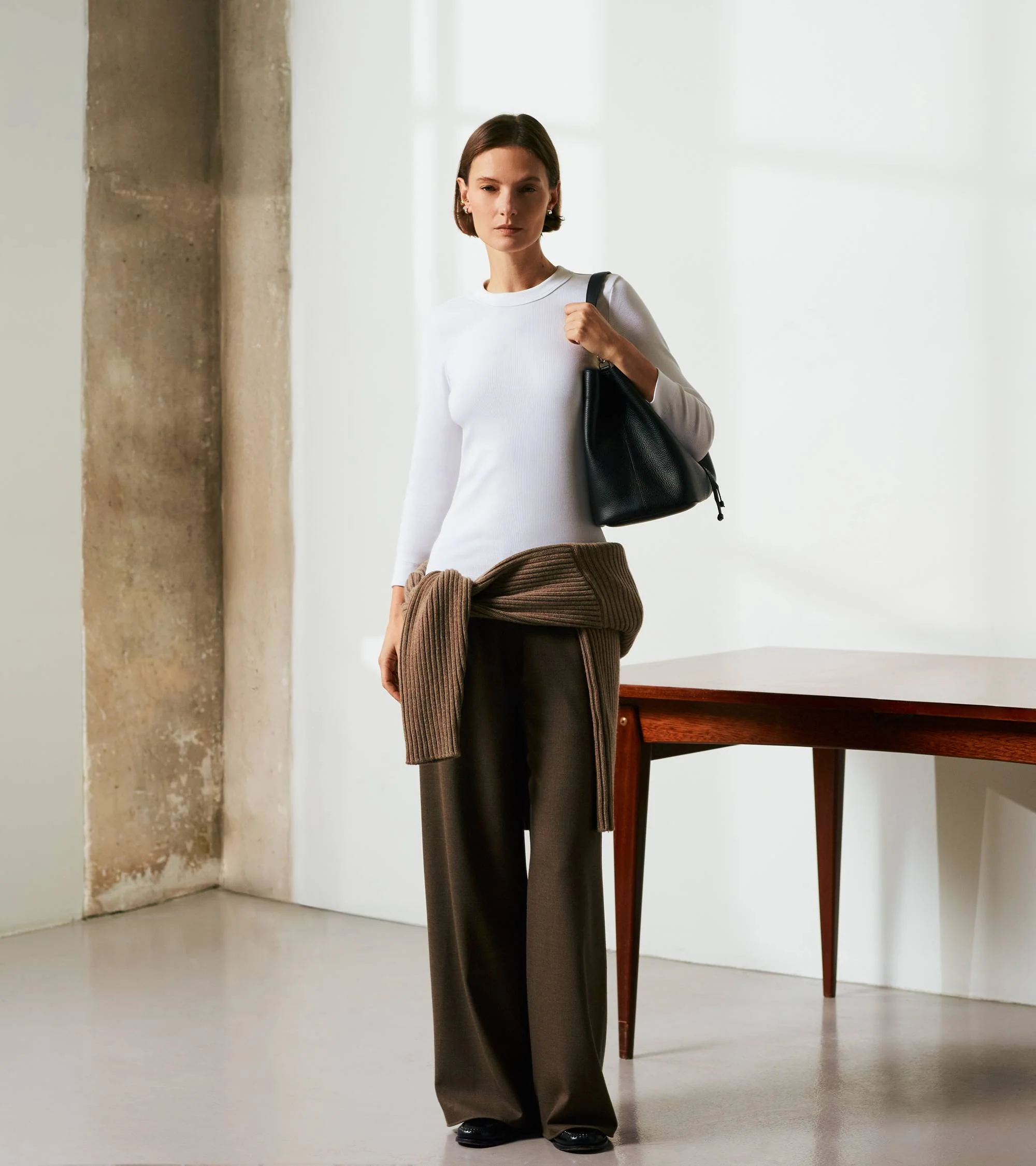 Grand sac seau Louise en cuir grainé - Image 6